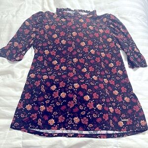 Anne Klein - Mock Neck S/S Red & Black Floral Blouse - Medium